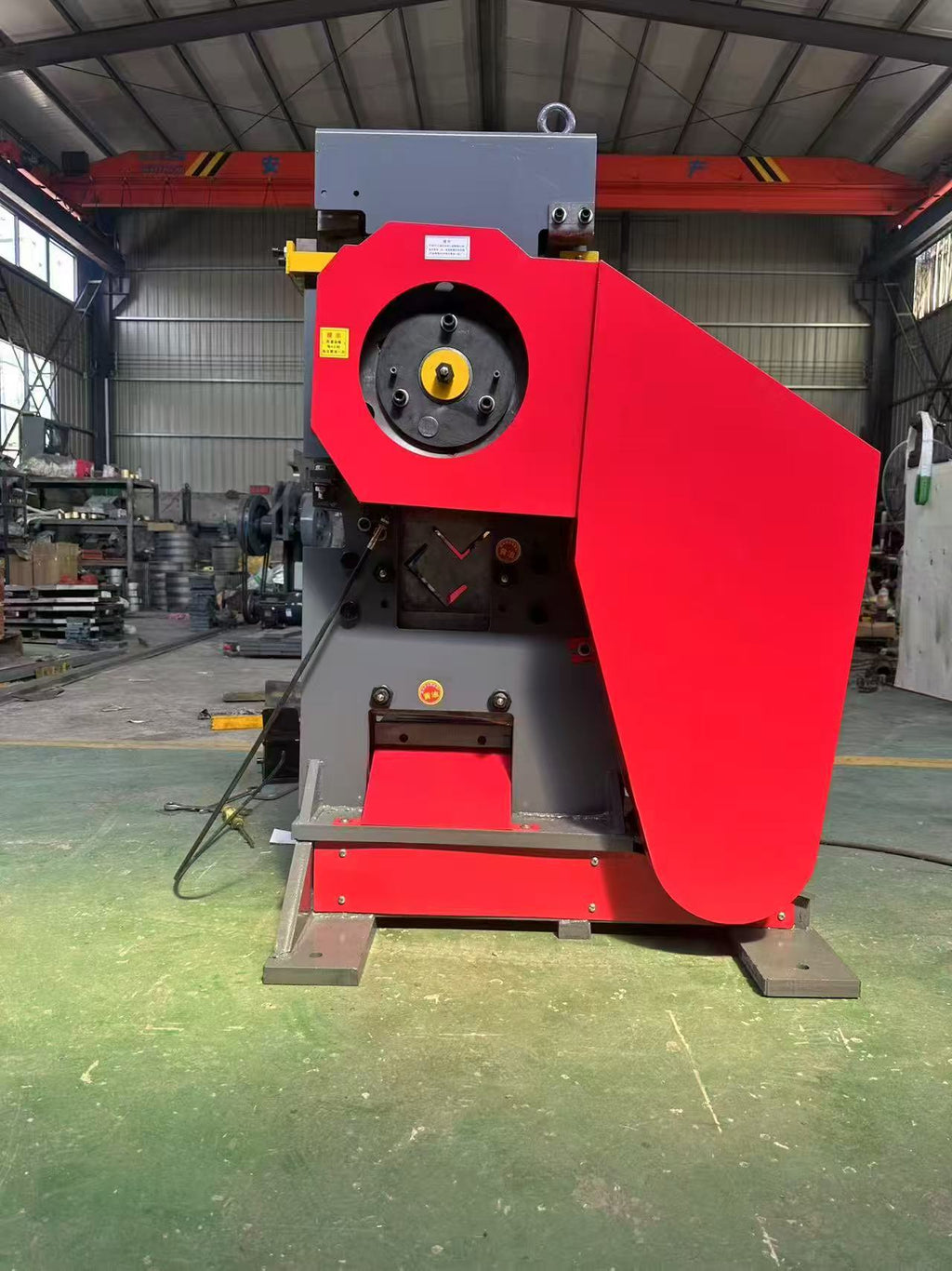 QA32-10B Ironworker / Hydraulic Punching & Shearing Machine (5 Stations)