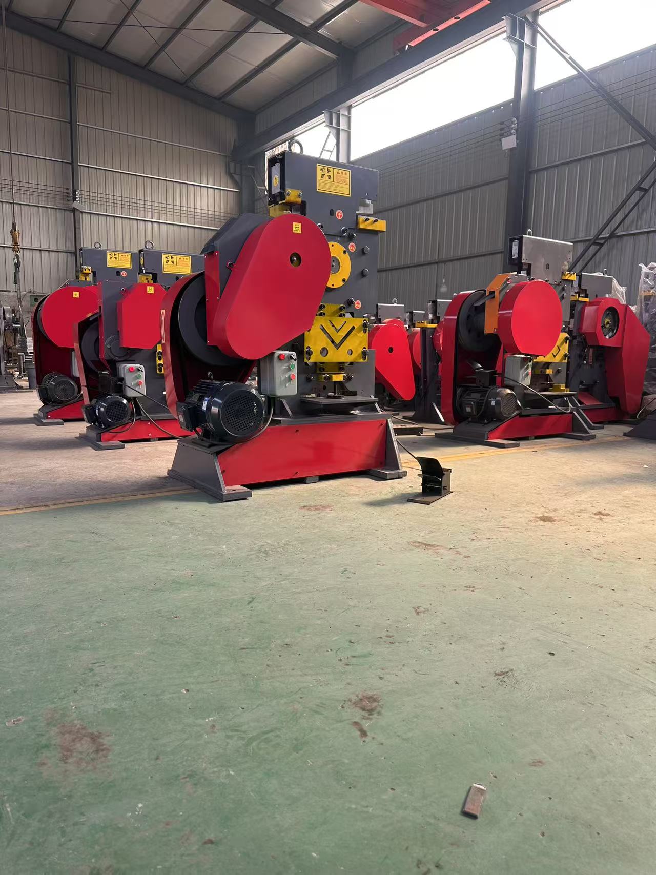 QA32-14B Hydraulic Ironworker Machine | 5-Station Heavy-Duty Punching & Shearing Equipment (Upgraded Model)